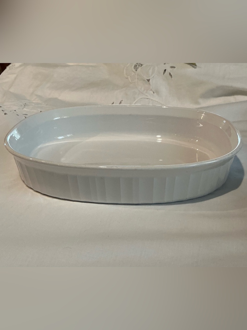 Vintage Corning Ware French White F-6-B 1.8L Oval Casserole Baker Dish USA